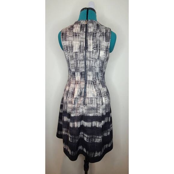 Vince Camuto fit flare black white sleeveless dress with pockets - 2 - Picture 3 of 7